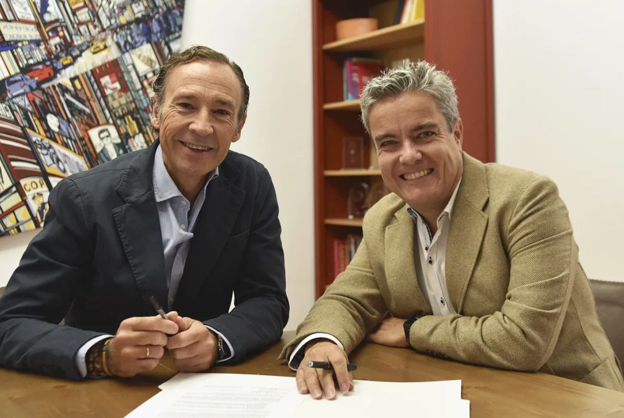 Foro IA y AMKT unen fuerzas para impulsar el desarrollo de los profesionales del marketing a través de la IA generativa